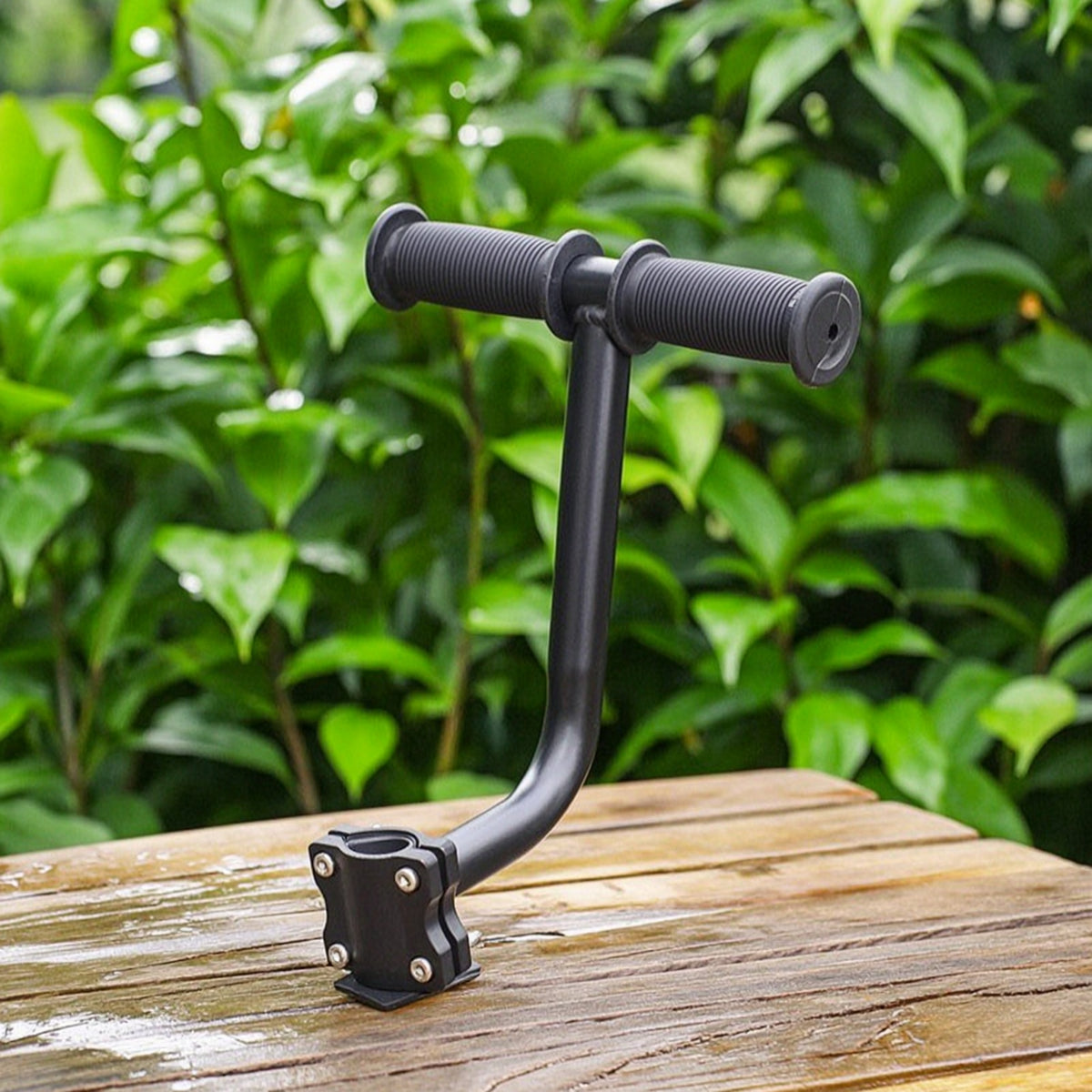 Aluminum Alloy Cycle Rear Passenger Handlebar Clamp-on Bike Rear Grip with Soft Sleeves Ribbed Bike Back Seat Armrest Non-Slip for City Bikes