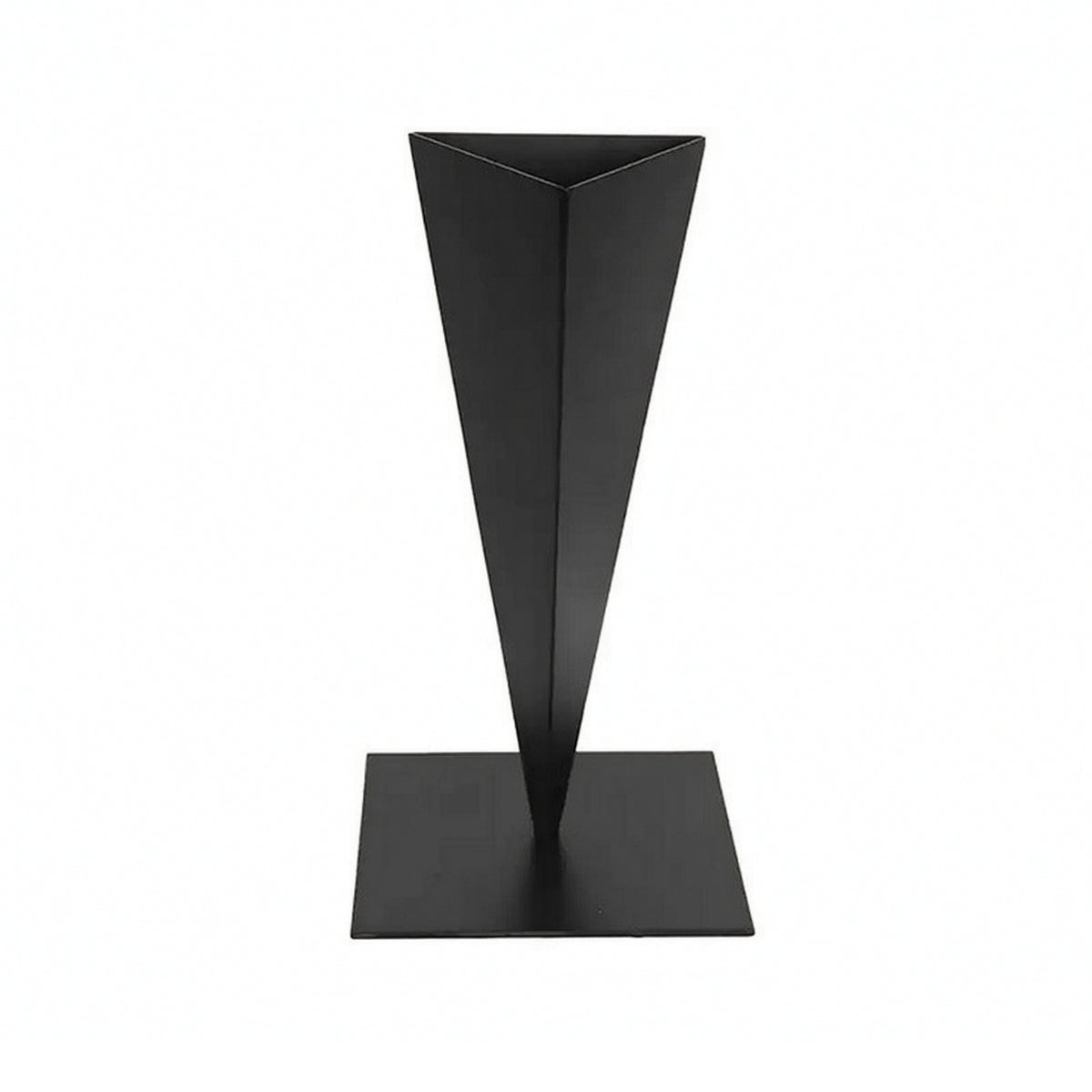 Geometric Vase Decorative Iron Vase Stylish for Living Room, Decorators
