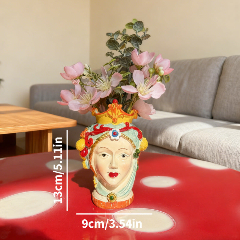 Queen Vase