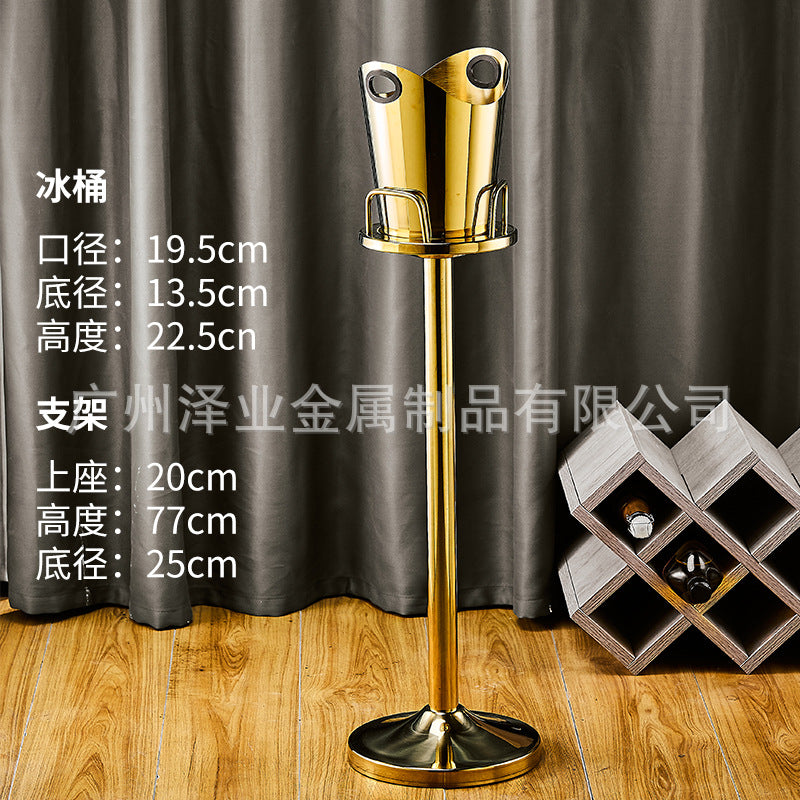 Gold Mark C Eu Stand