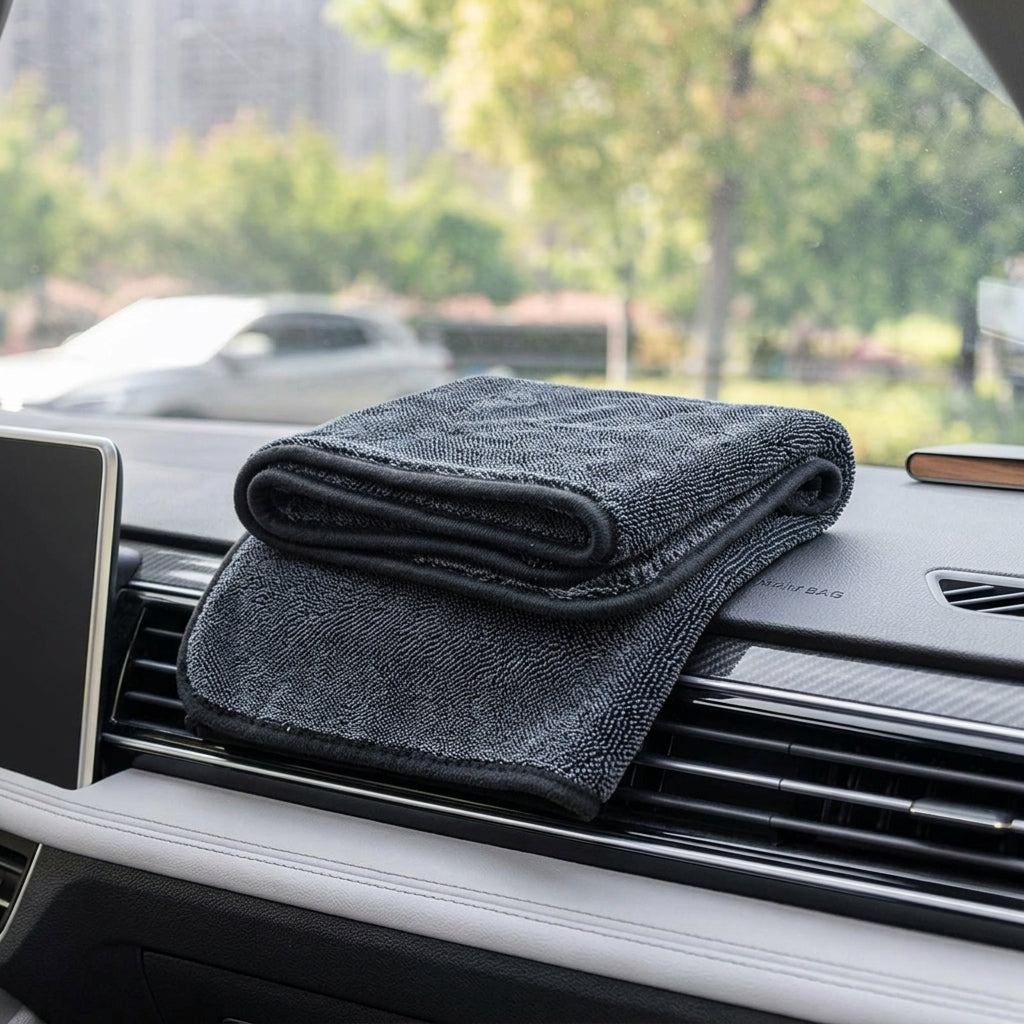 High-performance Car Drying Towel with Microfibre Towel Construction, No Shed Car Drying Towel, Gray Multipurpose Detailing and Cleaning Cloth