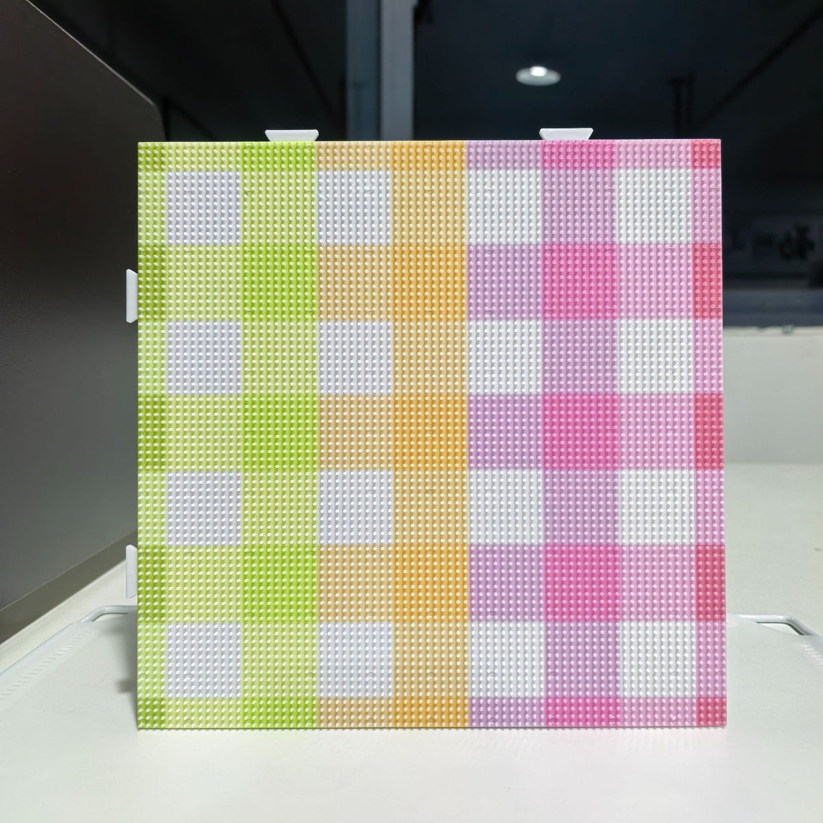 21x21cm / Rainbow Plaid