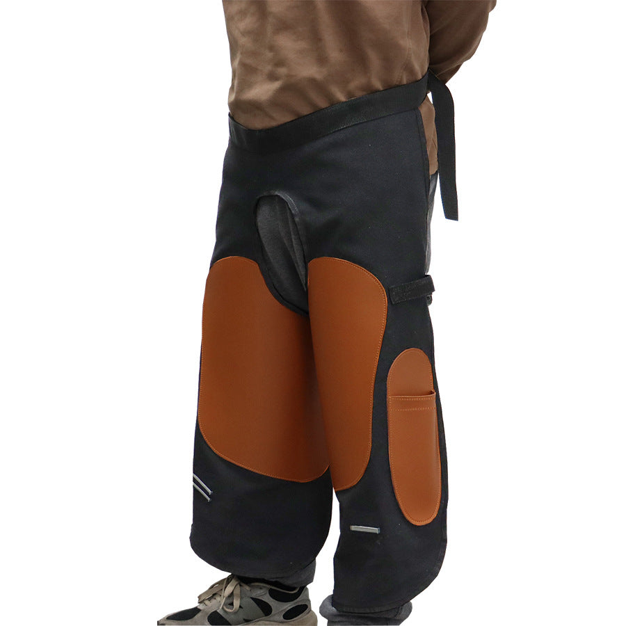Adjustable Farrier Apron for Horse Care, Durable and Dirt-Resistant Equestrian Grooming Gear