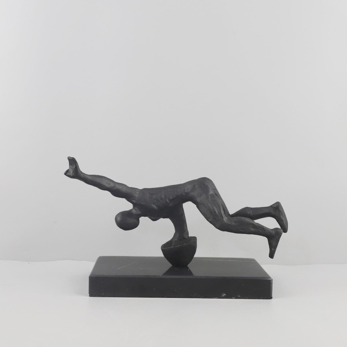 Nordic Creative Abstract Metal Figure Sculpture for Home Decor