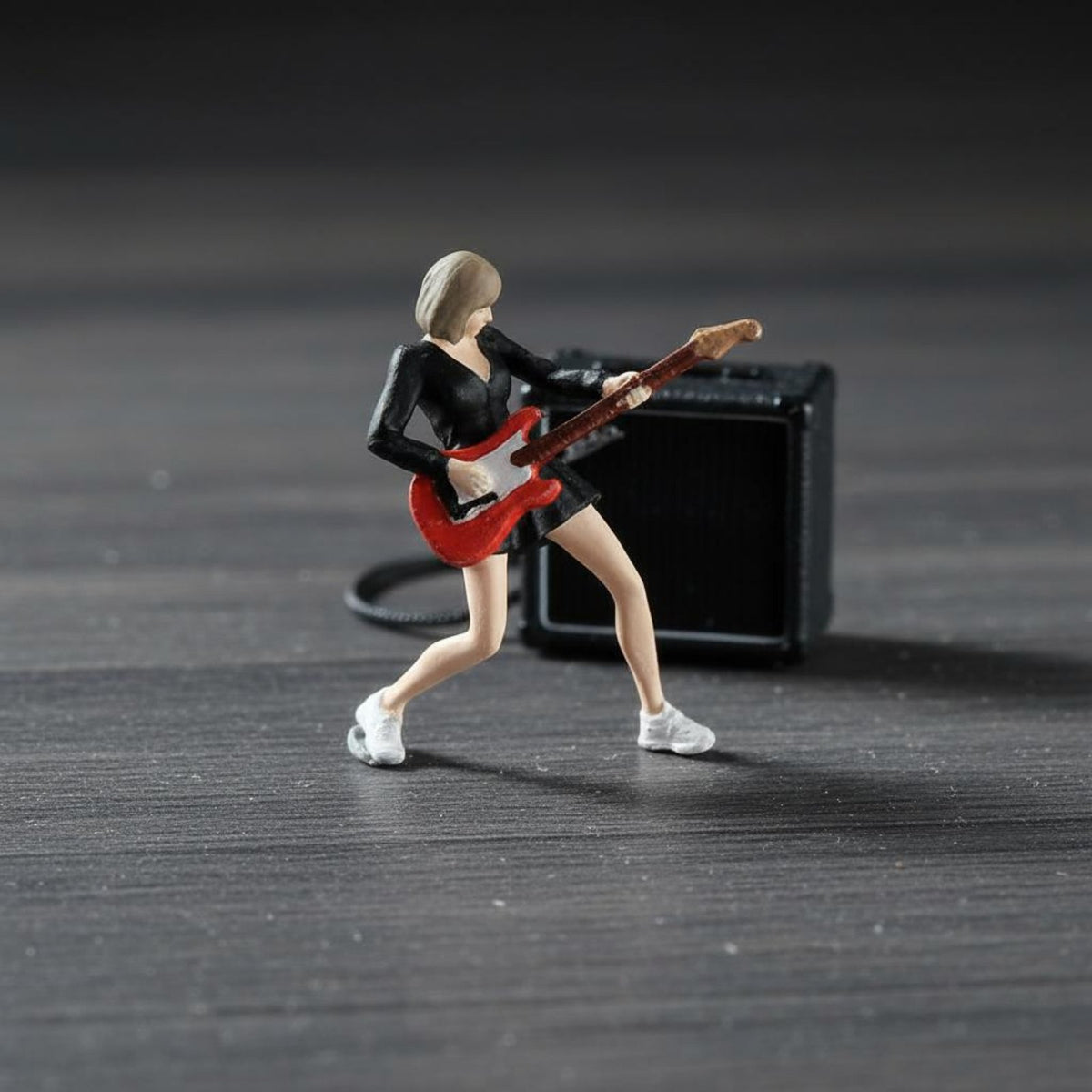 Realistic Design 1:64 Scale Female Figure Finely Detailed Guitar Girl Figurine Hand-Painted Miniature Musician Model for Hobbyists, Dioramas, Sand Tables