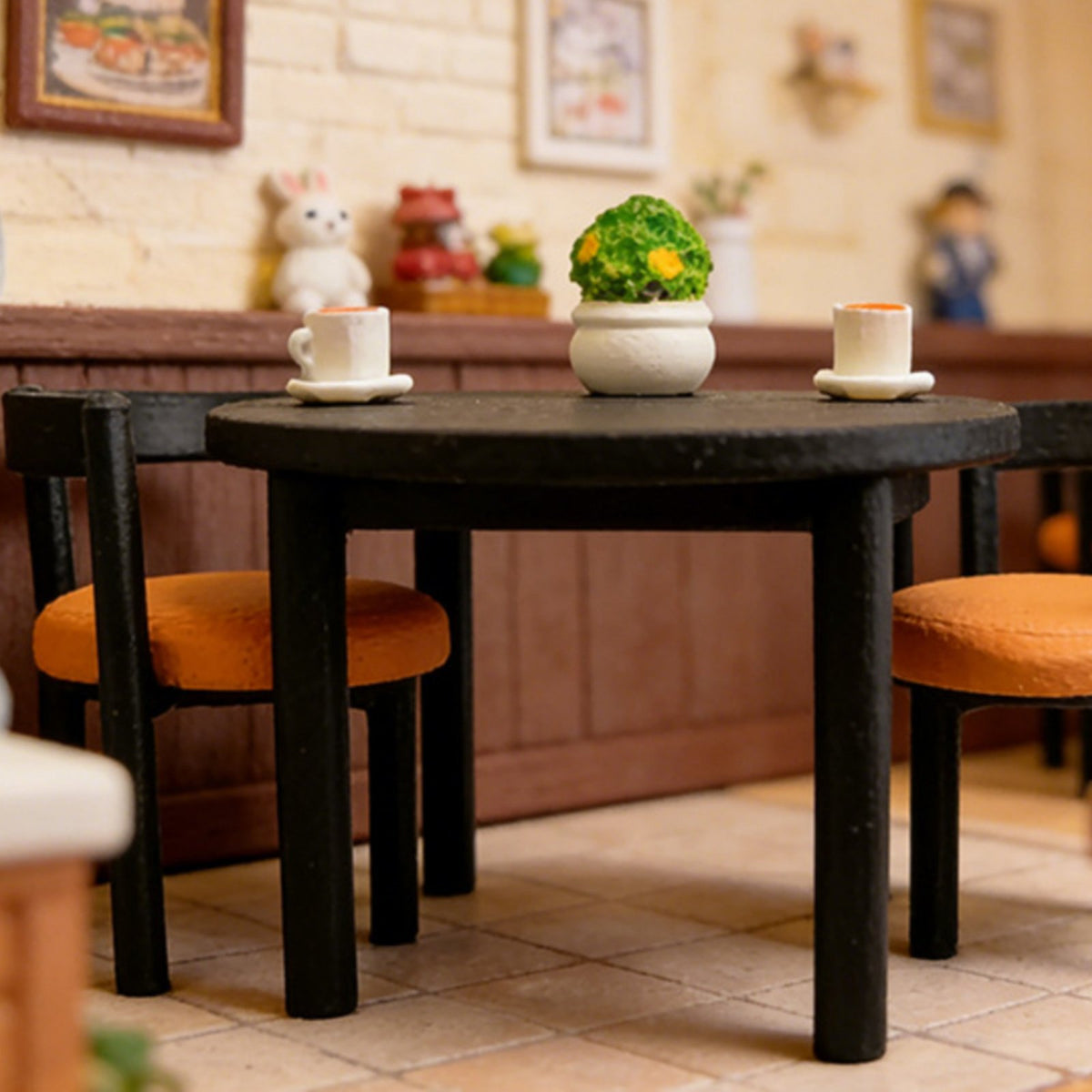 Nordic Design 1/12 Scale Dining Table and Chairs Retro Design Dollhouse Round Table Set Simulation Model for Collectors, Hobbyists, Miniature Scene