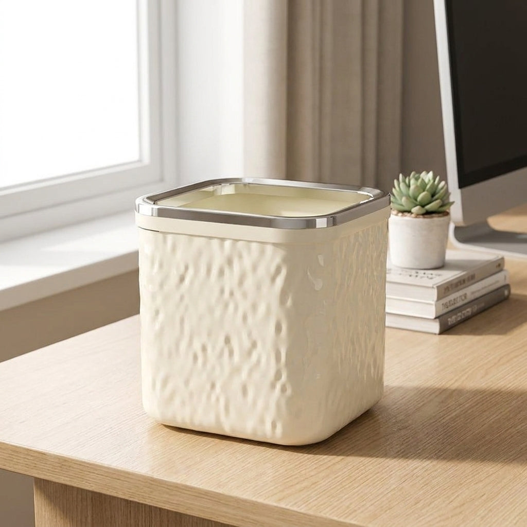 Small Trash Can with Lid, Square Polypropylene Plastic 4L, for Office Desk and Home, Cream Color