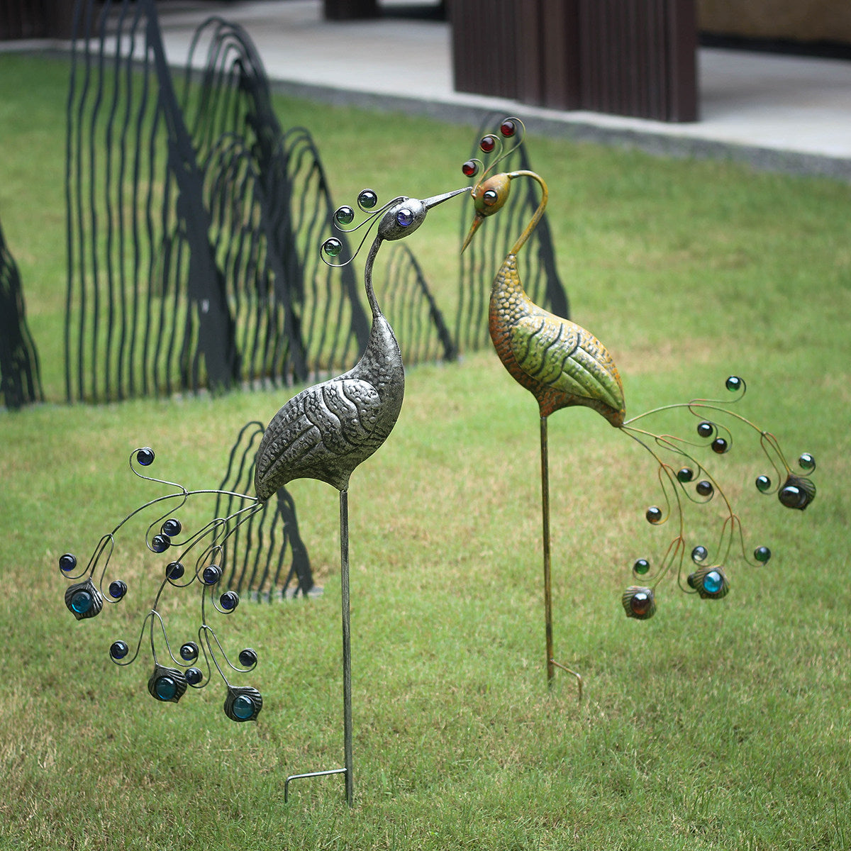 Iron Art Vintage Peacock Decorative Flower Insert for Garden