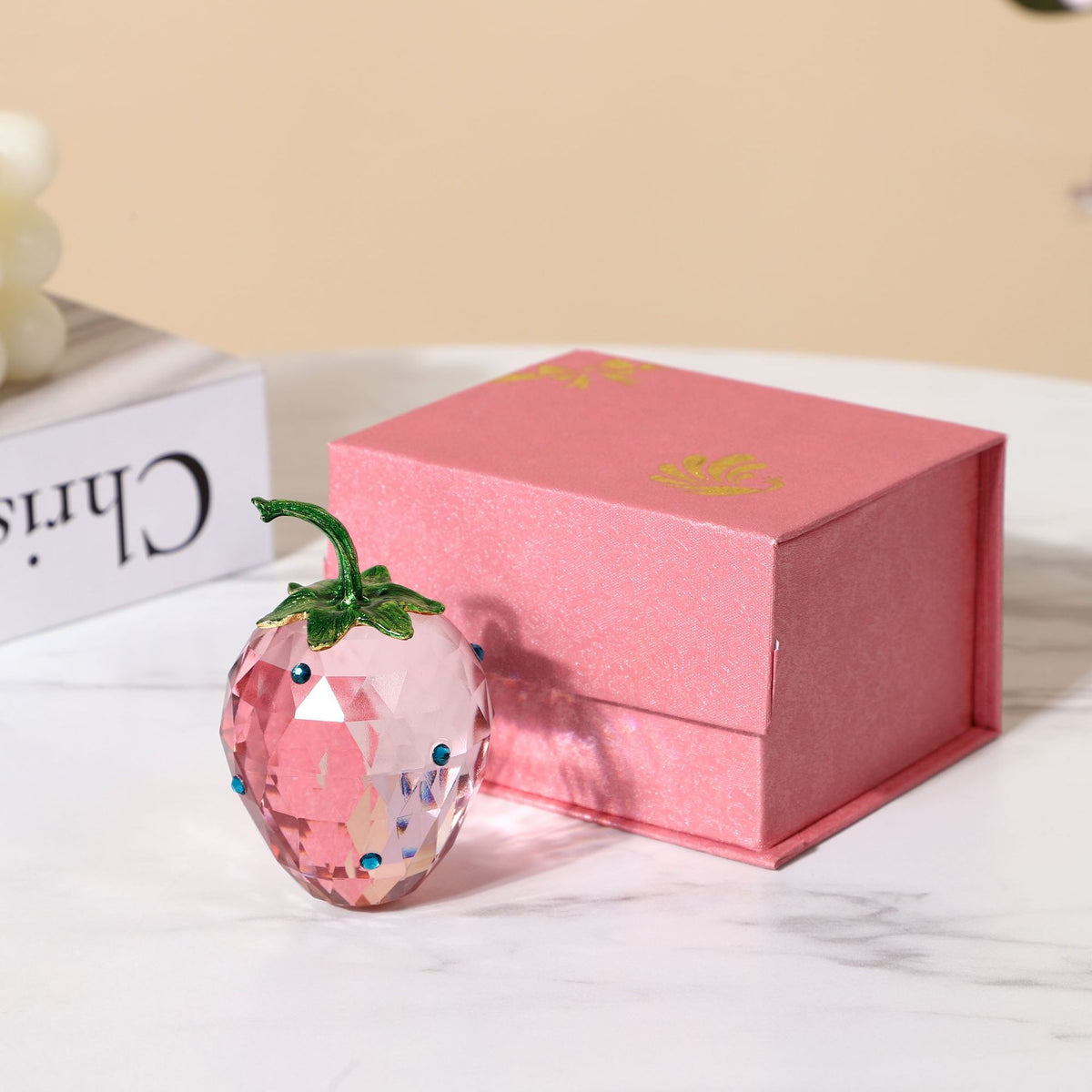 Crystal Strawberry Figurine for Decoration and Gift
