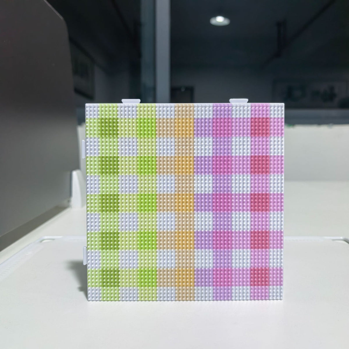 14x14cm / Rainbow Plaid
