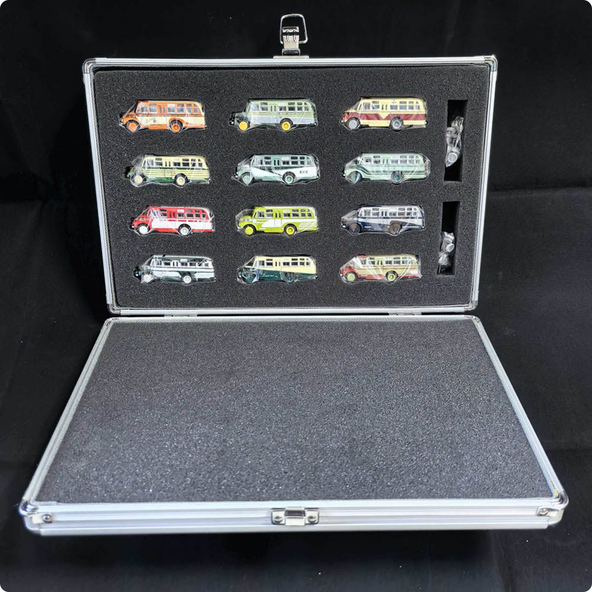 12 Pieces Scale Bus Model Metal Body Mini Bus Model Collectible for Collectors