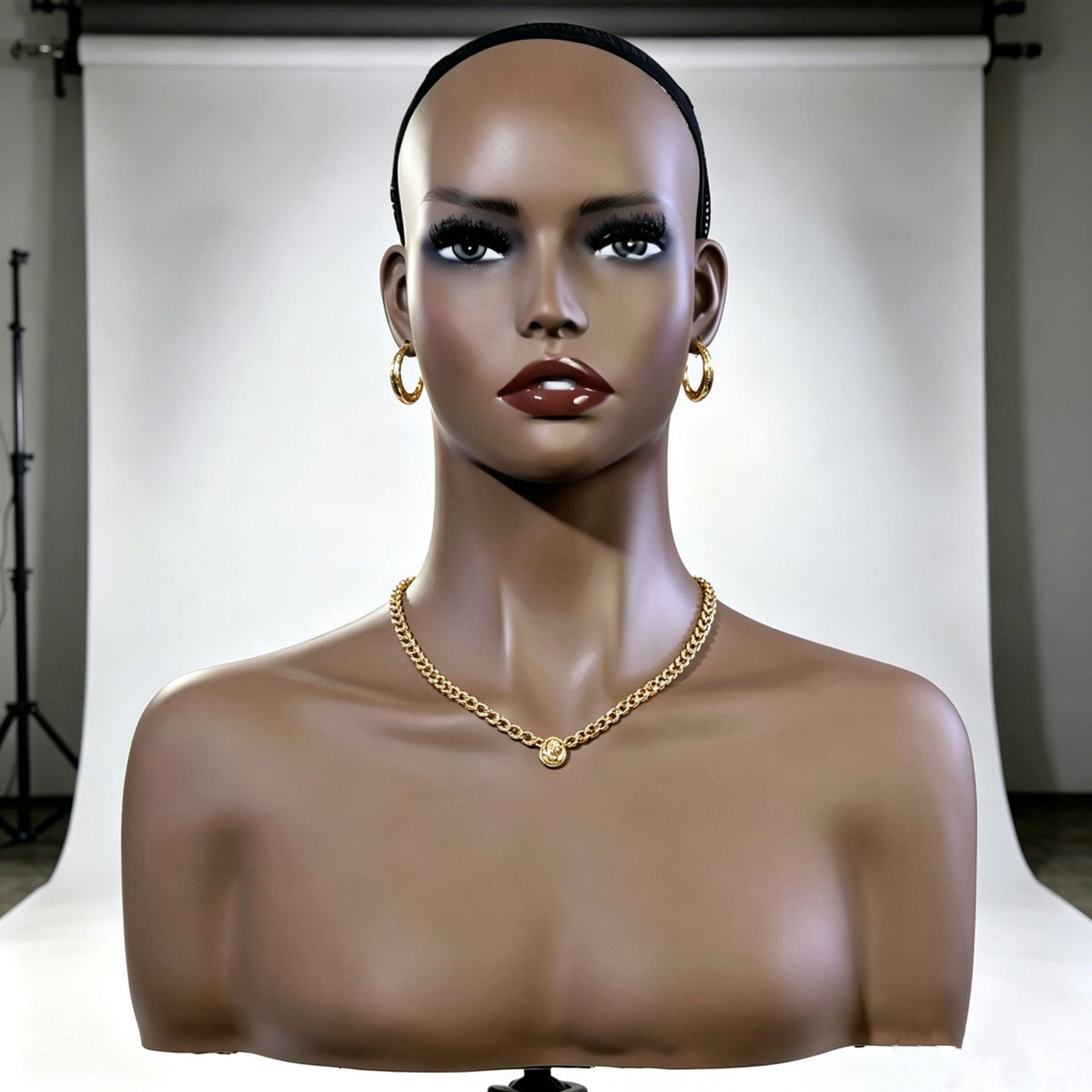 PVC Half-Body Mannequin Head for Wig Display, Dark Skin, Female Adult