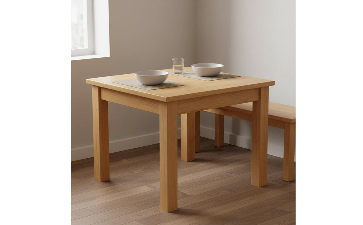 Versatile Solid Wood Square Table Sturdy and Long-Lasting Kids Wooden Table Rounded Corners Kids Activity Desk Water Resistant for Kindergarten, Restaurant