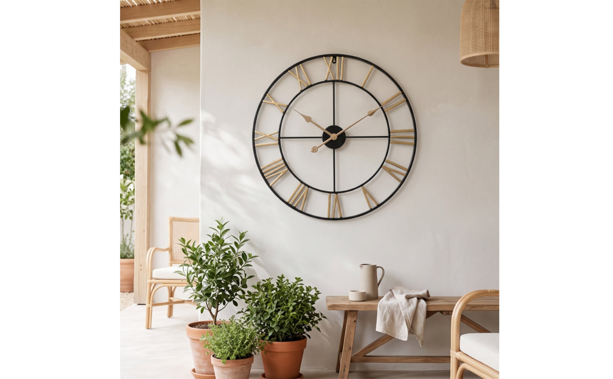 Non-Ticking Roman Numeral Wall Clock Black Metal Wall Clock Minimalist Modern Vintage for Homeowners, Living Room, Study, Entryway