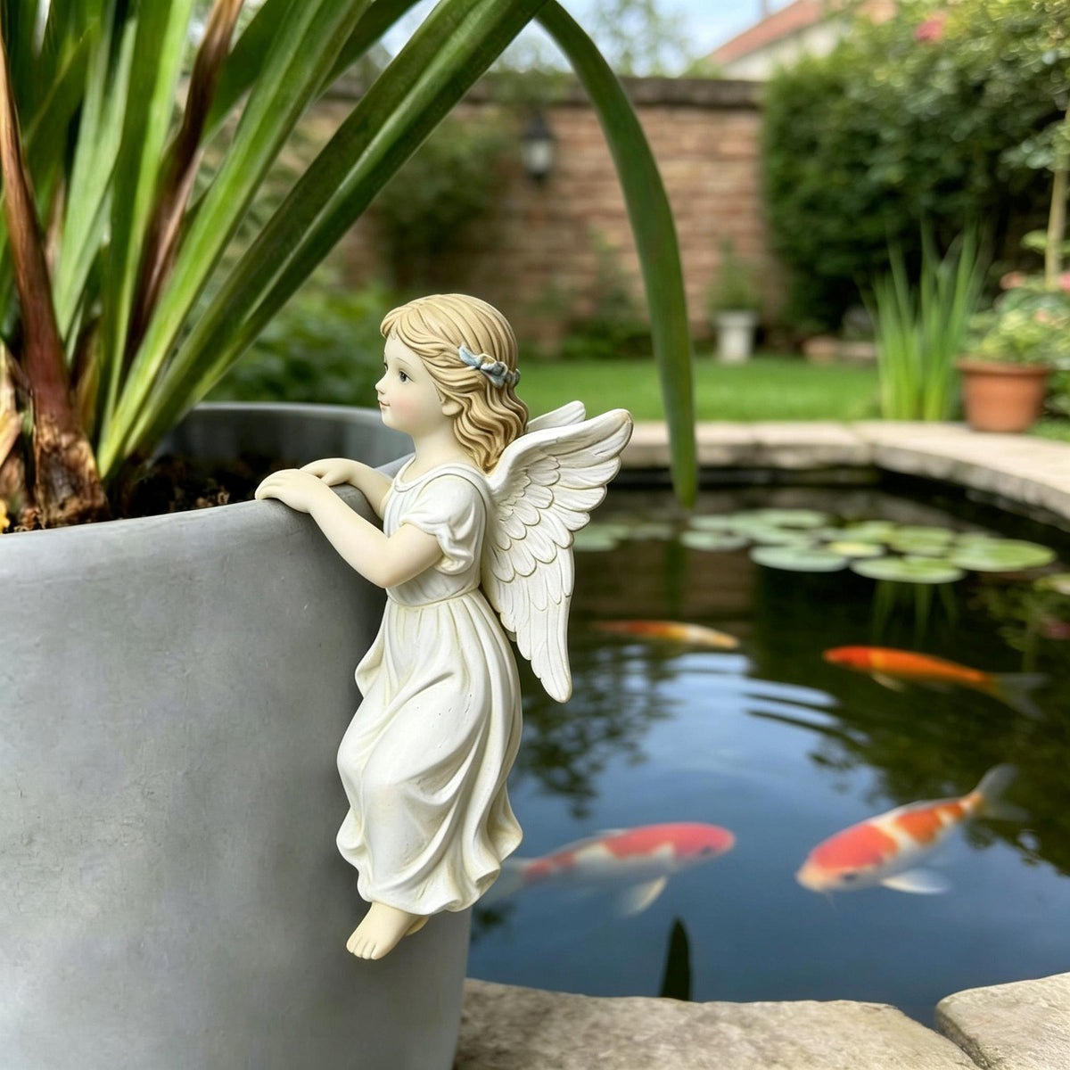 Angel Girl Hang Pot