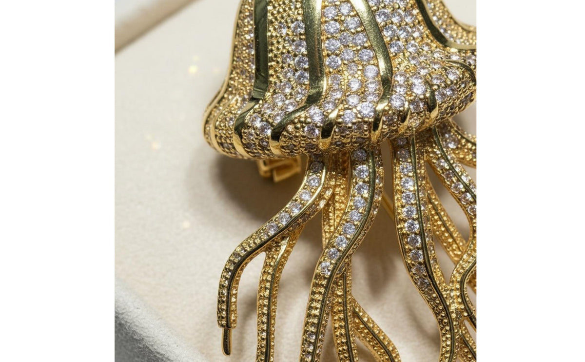 Jellyfish Brooch High-End Pearl Jellyfish Pin Crystal Paved for Weddings
