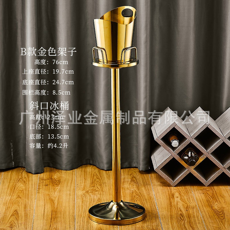 Gold Mark B Eu Stand