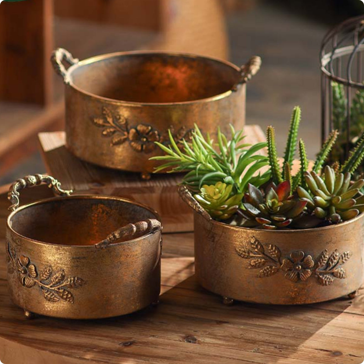 3 Pieces Antique Flower Pot Set Double Handle Embossed Pot Garden Decor for Balcony