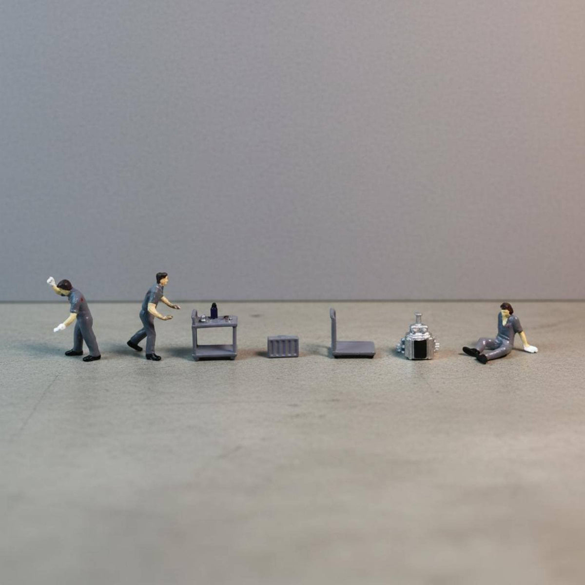 Hand-Painted Miniature People Realistic Collectible Figurines Static Model