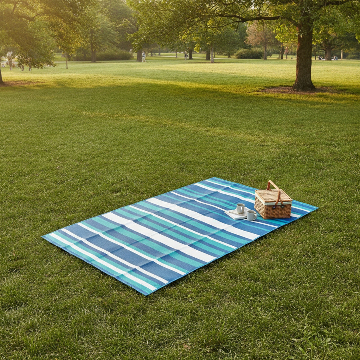 Portable Plastic Woven Patio Mat Lightweight Woven Plastic Mat Wipe-Clean Collapsible for Campers, Picnic