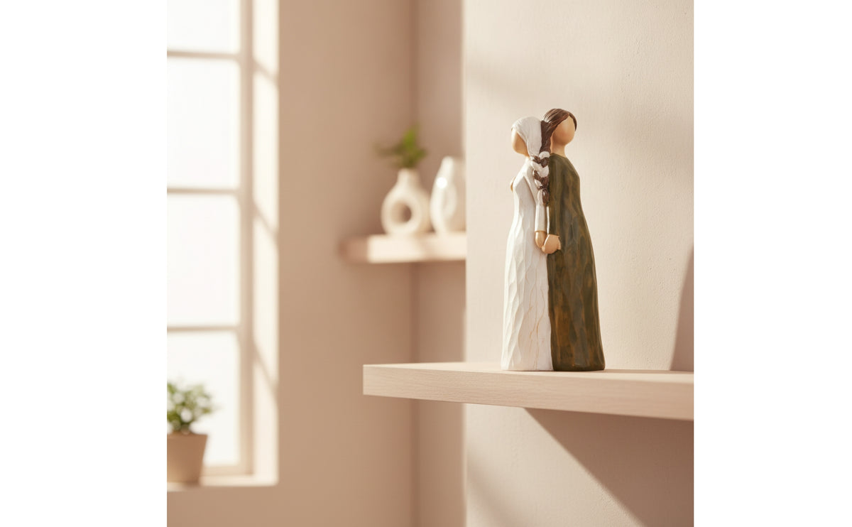 Hand-Painted Resin Figurine Minimalist Faceless Figurine Matte Sculpted Figure Small for Minimalists, Art Collectors, Bookshelf, Desk, Entryway Table