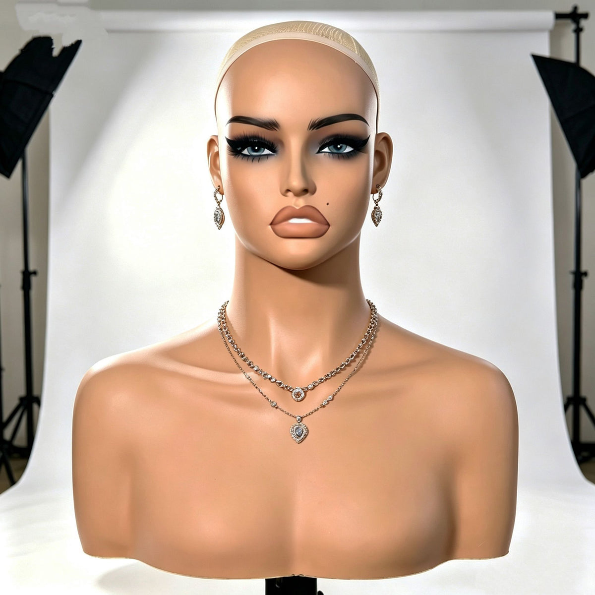 Pvc Mannequin Head W