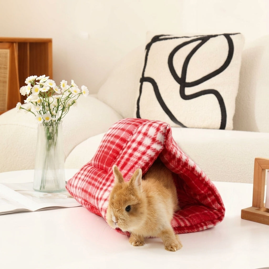Semi-Enclosed Bunny Hideaway with Thermal Insulation, Warm Plush Hamster Bed for Guinea Pig Cage Accessories, Washable Small Pet Fleece House