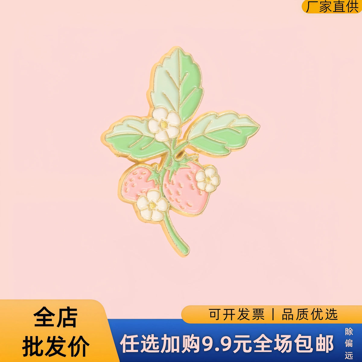 Fresh Strawberry Plant Brooch Sweet Floral Metal Pin Cute Fruit Series Apparel Accessory