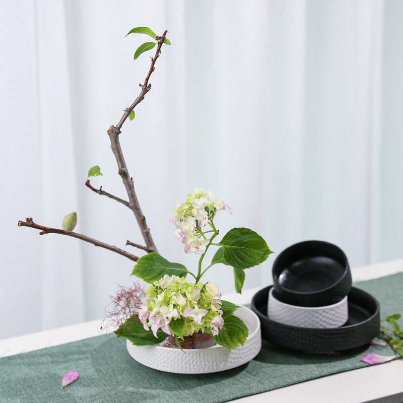 Hammered Ceramic Ikebana Flower Pot with Kenzan for Japanese and Chinese Floral Arrangements