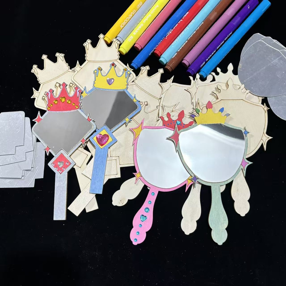 Kids Wooden DIY Painting Mirror Kit, Cartoon Crown Mirror Coloring Set