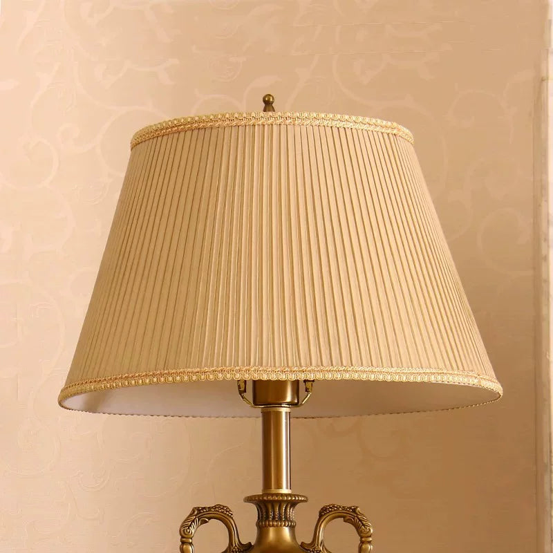 European Retro Fabric Lampshade for Table and Floor Lamps, Khaki Round Universal Bedside Lamp Cover