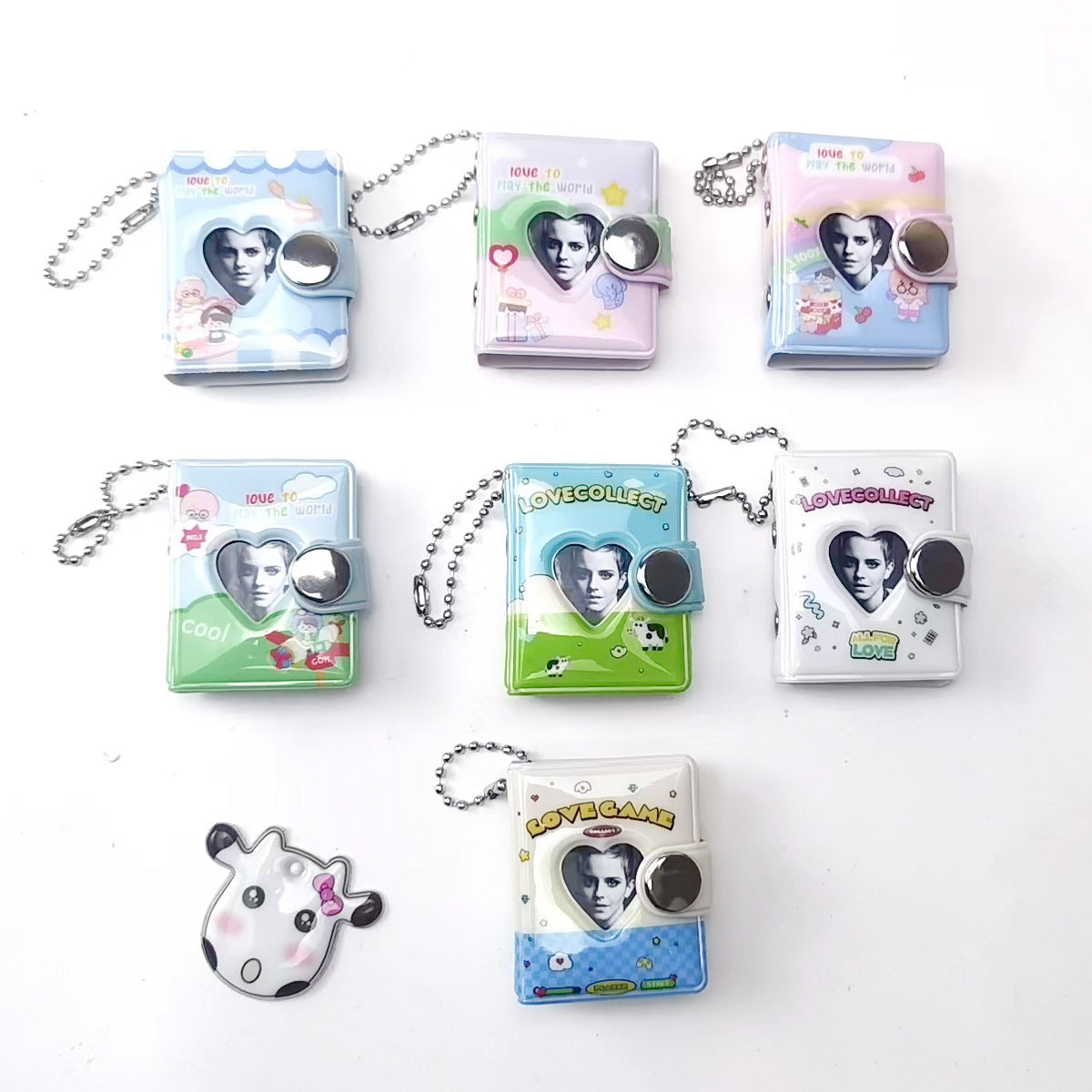 Mini Photo Album Keychain for ID Photos & Collectibles, Heart/Plain Cover