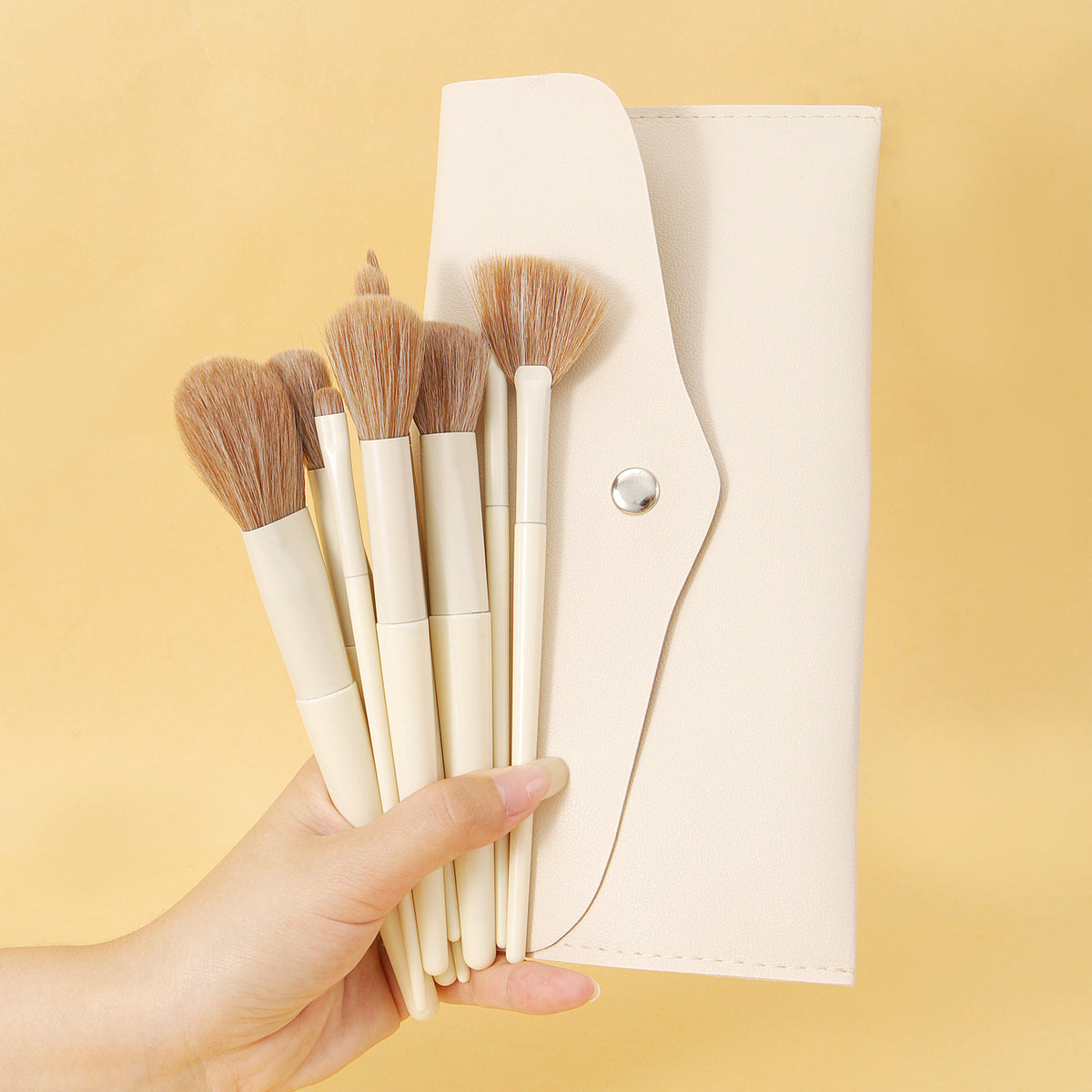 10-Piece Makeup Brush Set with Soft Bristles for Eyeshadow, Powder, and Concealer