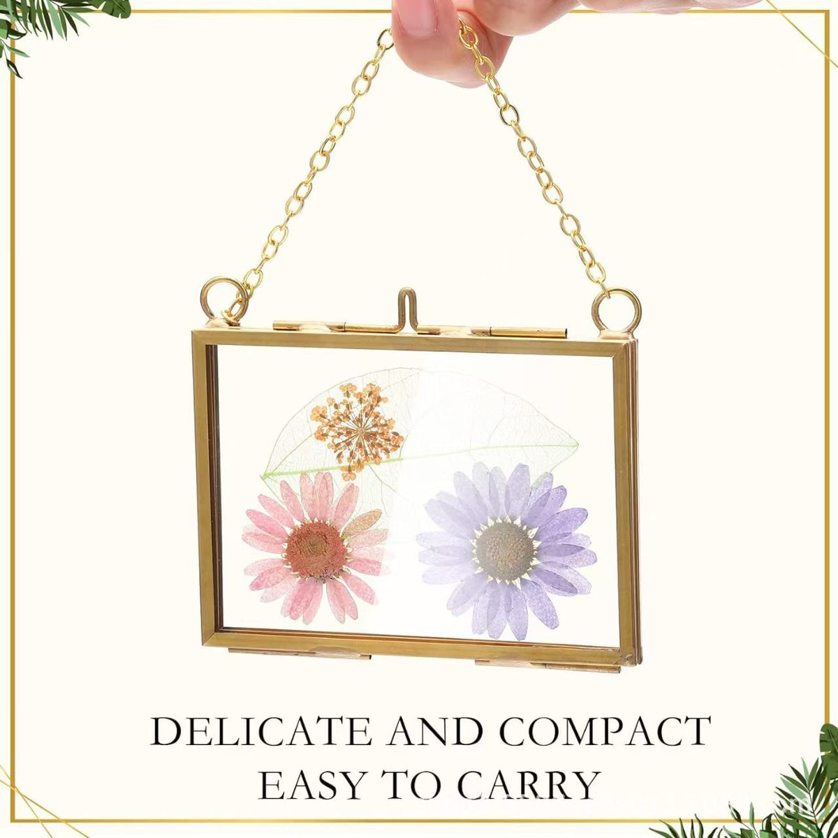 3.5x2.5 Inch Brass Hanging Glass Photo Frame for Pressed Flowers and Art