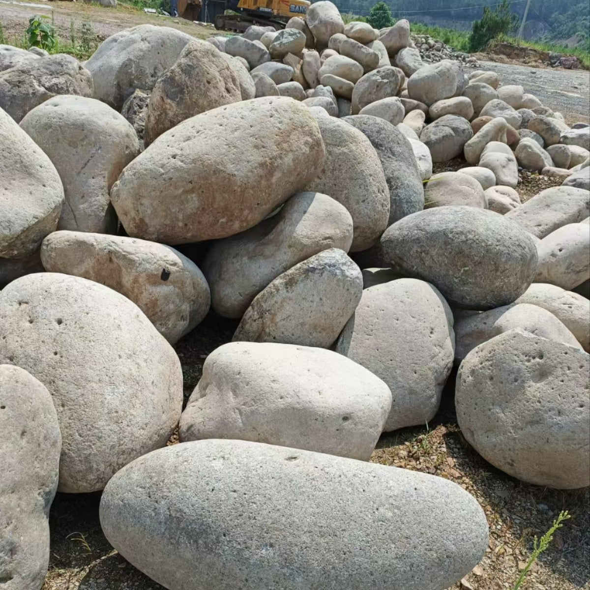 Natural River Pebbles for Garden and Landscape Design, Large Decorative Stones for Streams and Yards