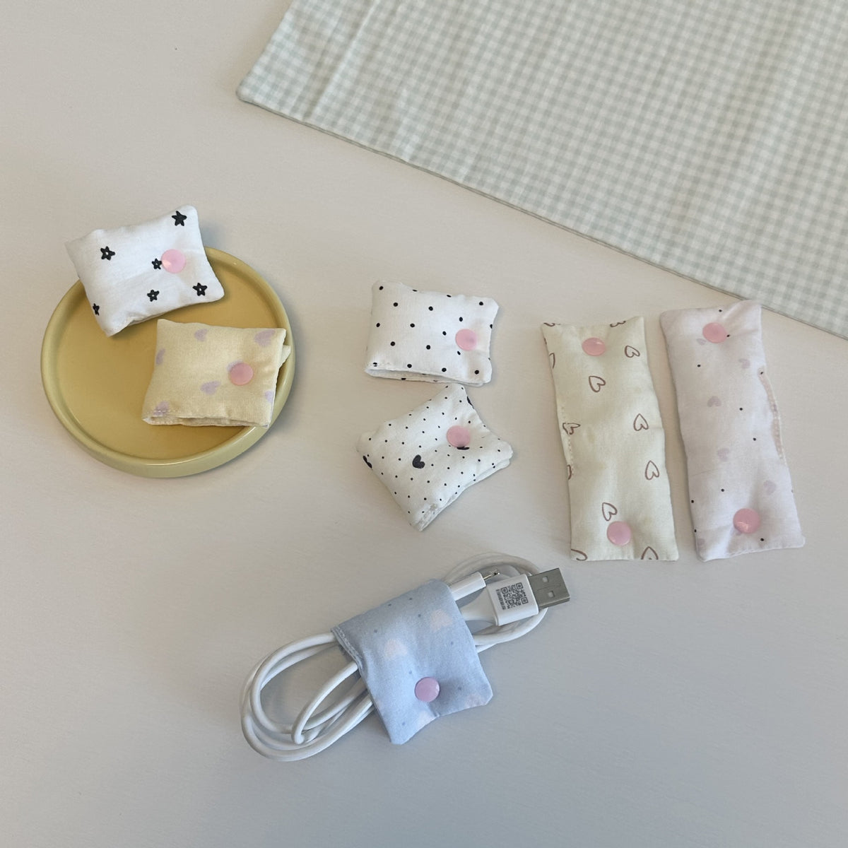 Cute Heart Fabric Cable Organizer for Portable Chargers and Data Cables