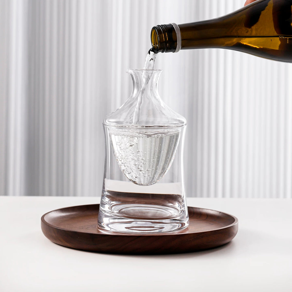 Japanese Style Crystal Glass Sake Decanter with Ice Chiller