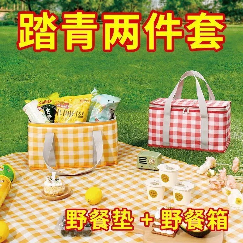 Waterproof Picnic Blanket with Insulated Cooler Bag for Outdoor Camping and Beach