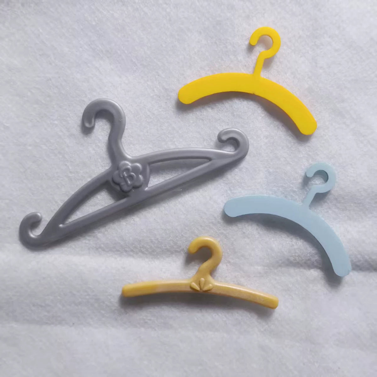 Mini Doll Clothes Hangers for Simulation Life Scenes