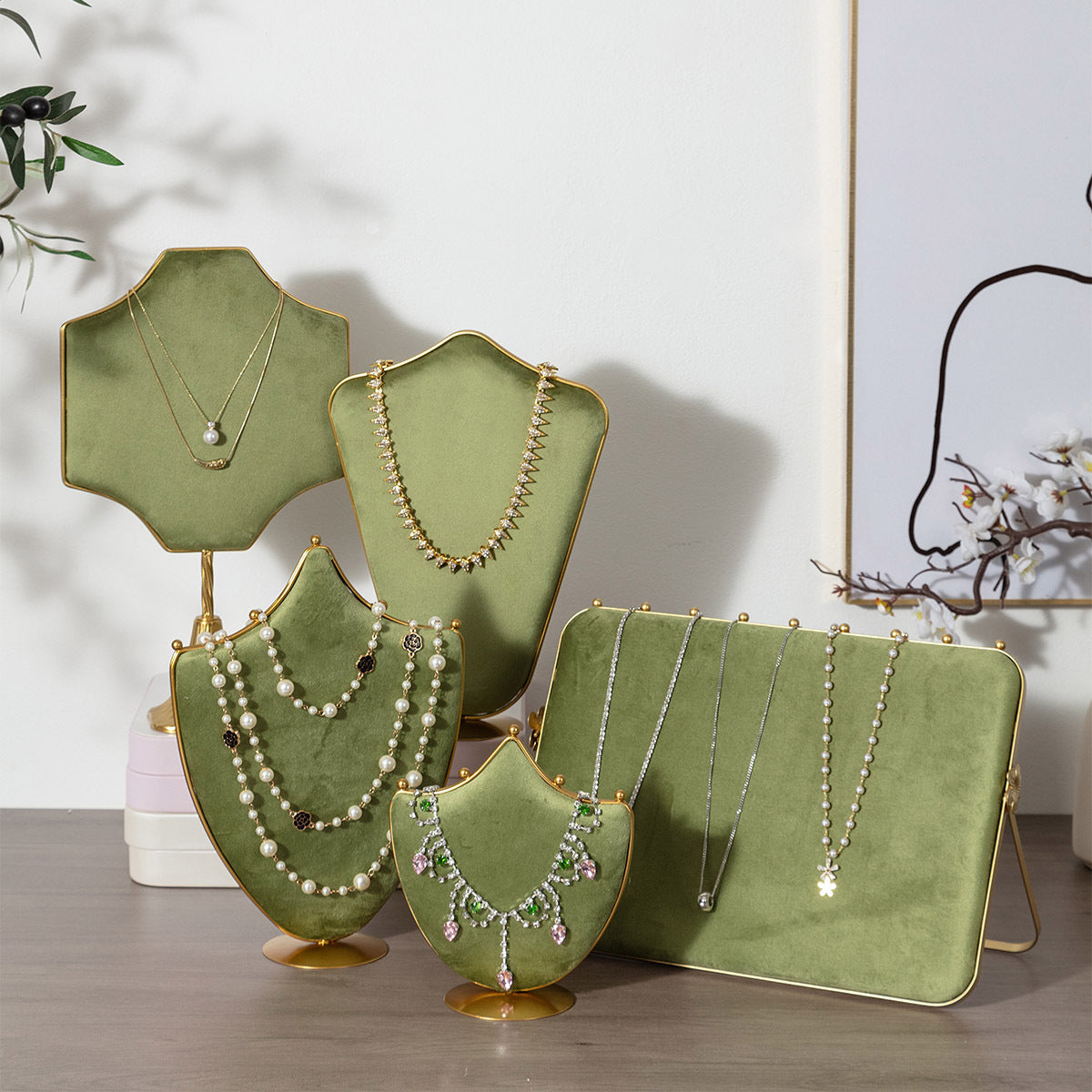 Velvet Jewelry Display Stand for Rings, Necklaces, Bracelets, and Pendants