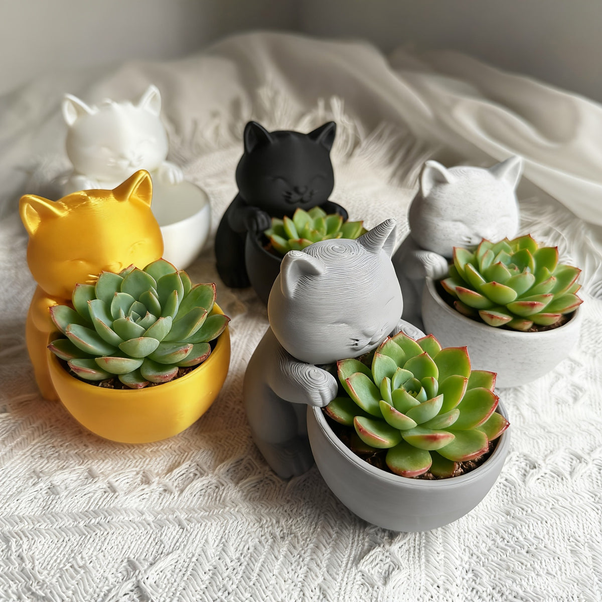 3D Printed Cat Shaped Planter with Drainage Hole for Succulents and Small Plants