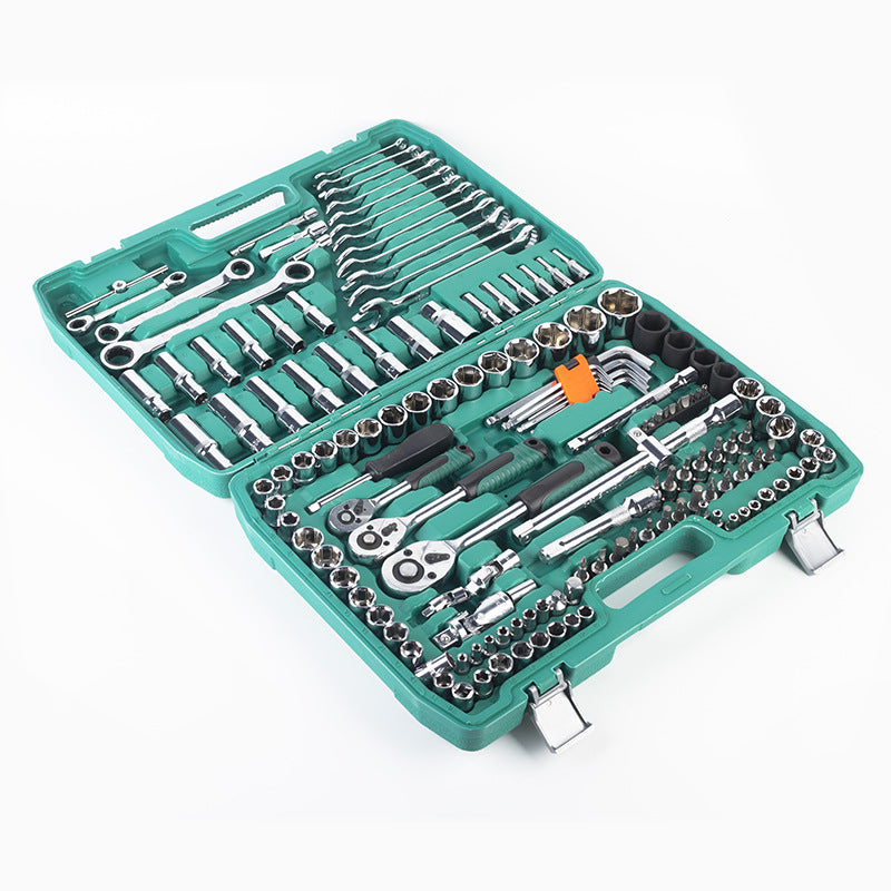 151 PIECE SET
