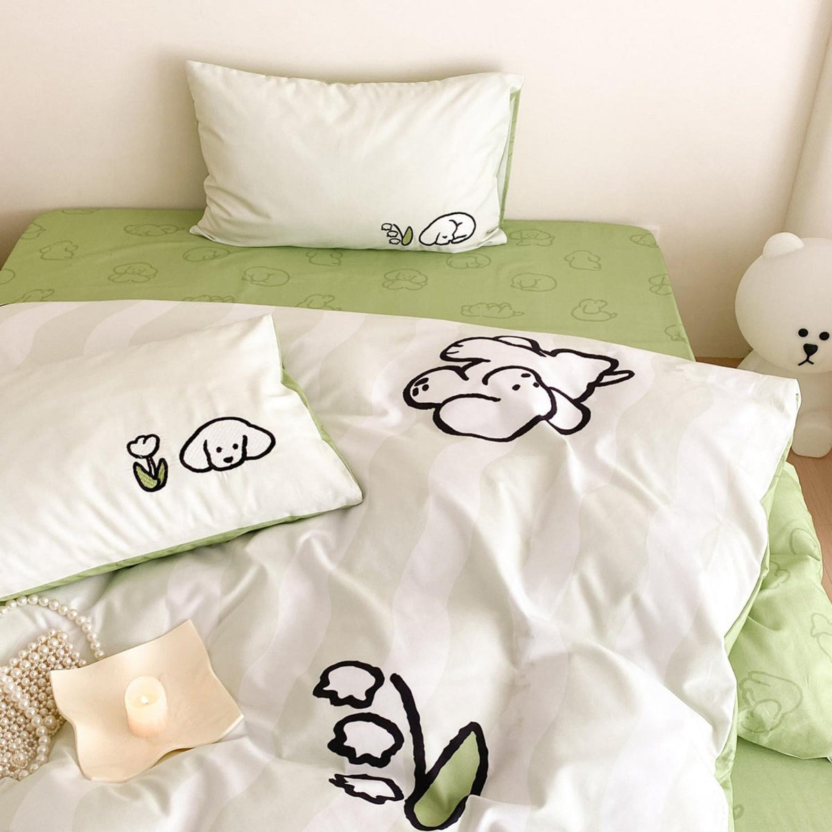 4 Pieces 4-Piece Dog Print Bedclothes Japanese aesthetic Duvet Cover Set for Teens