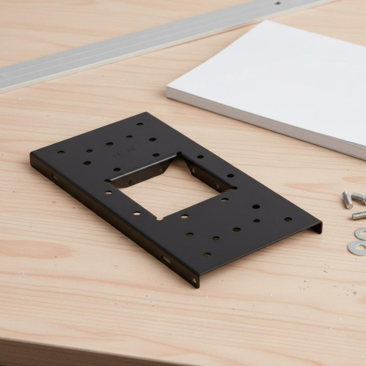 Hardware Included Mailbox Mounting Plate Powder-Coated Universal Mailbox Mounting Bracket Galvanized Steel Construction for DIYers