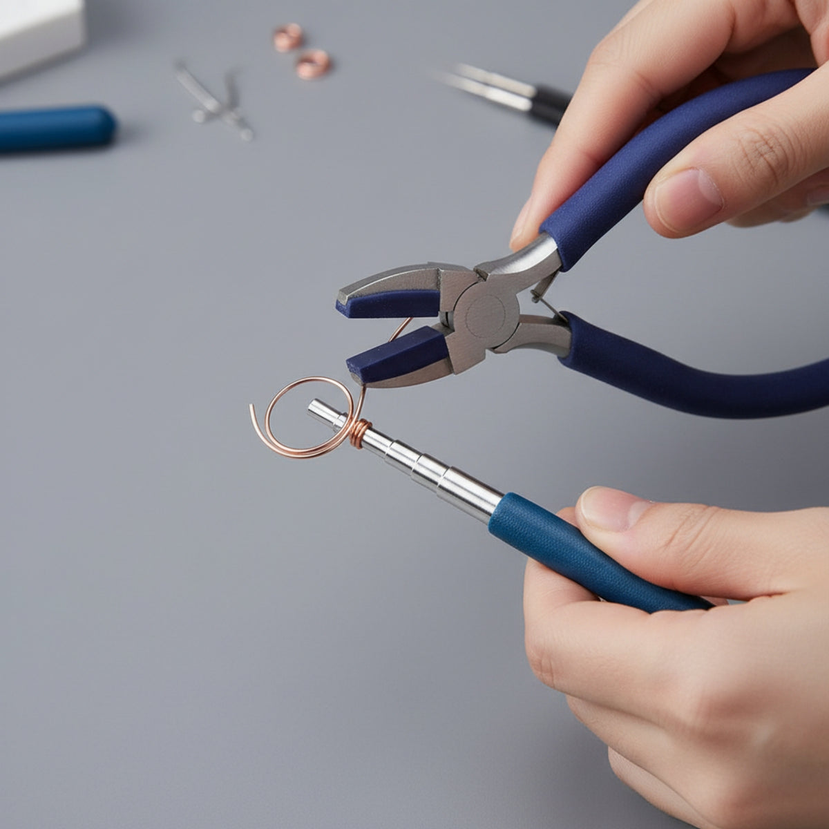 Wire Wrapping Tool Set Stepped Jewelry Pliers with Wire Mandrels Flat-Tipped Winding Rod for Crafters