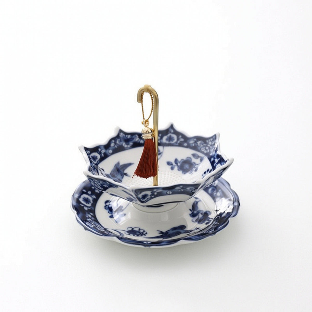 Glazed Ceramic Tea Strainer with Saucer Scalloped Tea Strainer with Saucer Traditional