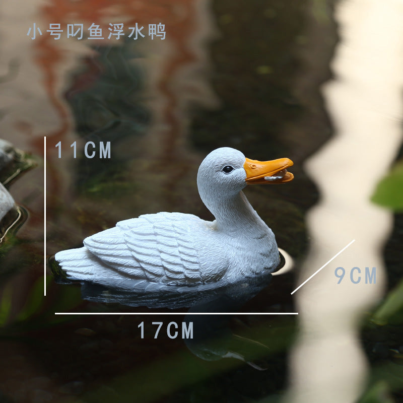 S Fish-biting Duck