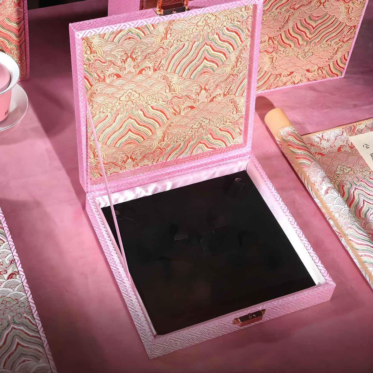 Plush jewelry box for keepsakes