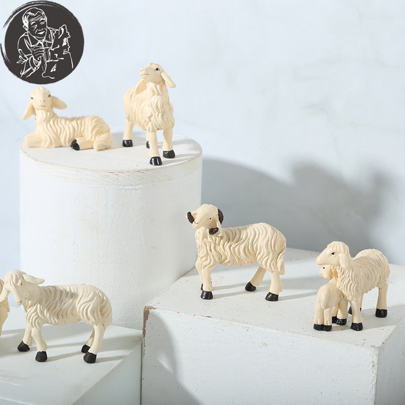 5CM White Goat Figurine for Garden Decoration Christmas Gift Resin Craft