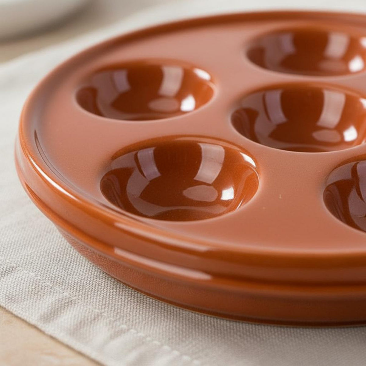 Ceramic Dish Even Heat Distribution Escargot Baking Plate Escargot Plate Easy to Clean Baking Dish Sleek Glaze